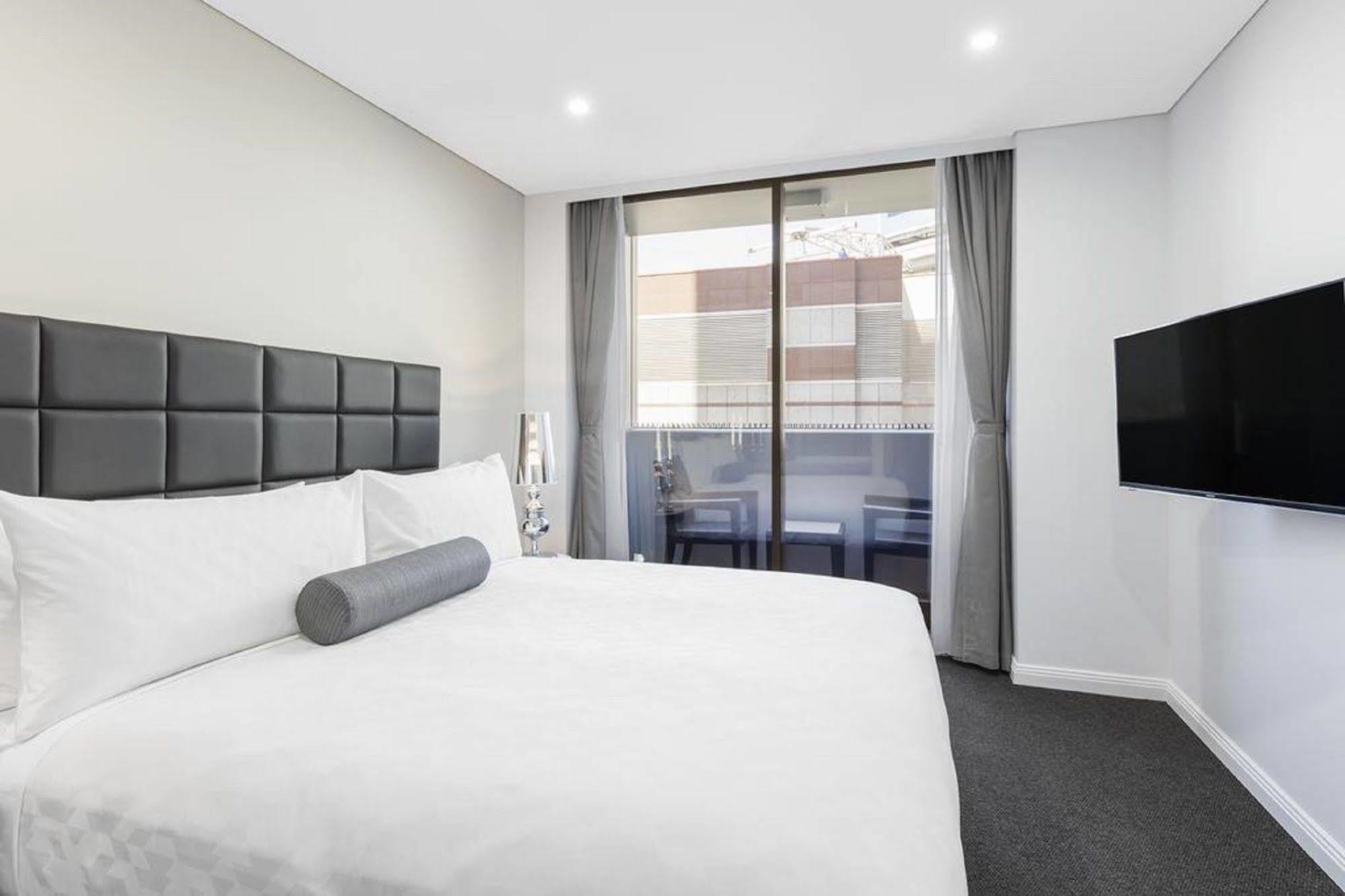 Meriton Suites North Sydney Exterior foto
